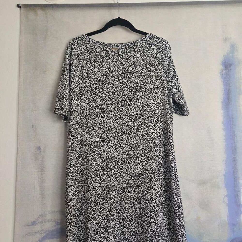 Michael Kors Women's Black and White Casual-dresses. Size M